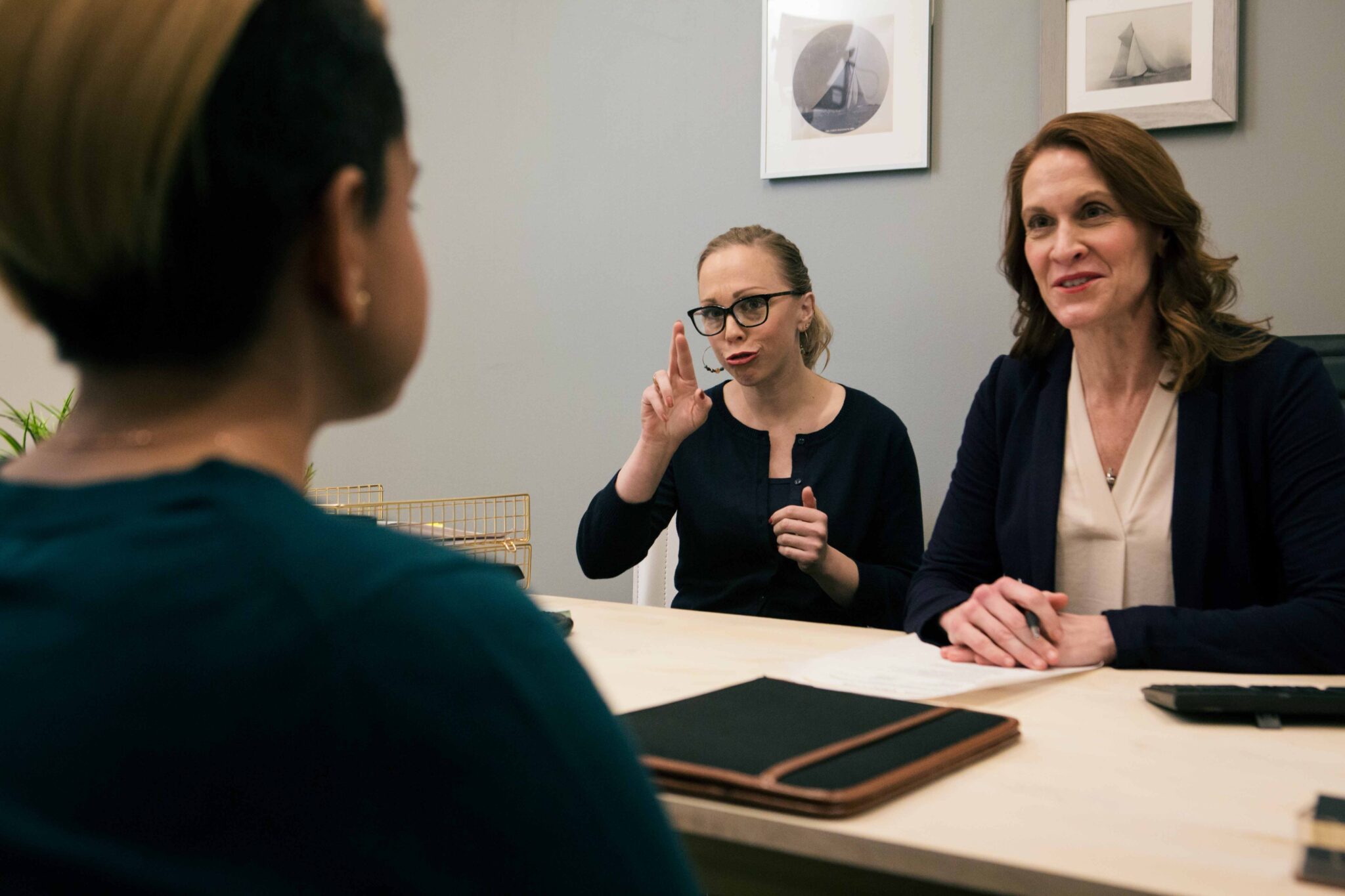 Navigating Your Career as a Professional Sign Language Interpreter ...