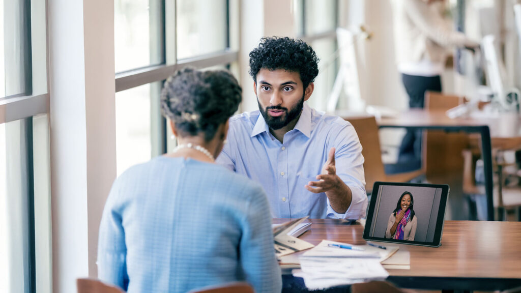 ASL Interpreter Etiquette: How to Work with Interpreters